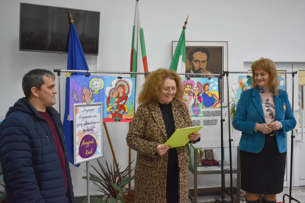 Заместник-кметът Елка Неделчева поздрави талантлив художник от КСУПЛУ-Просторно с откриването на втората му изложба 